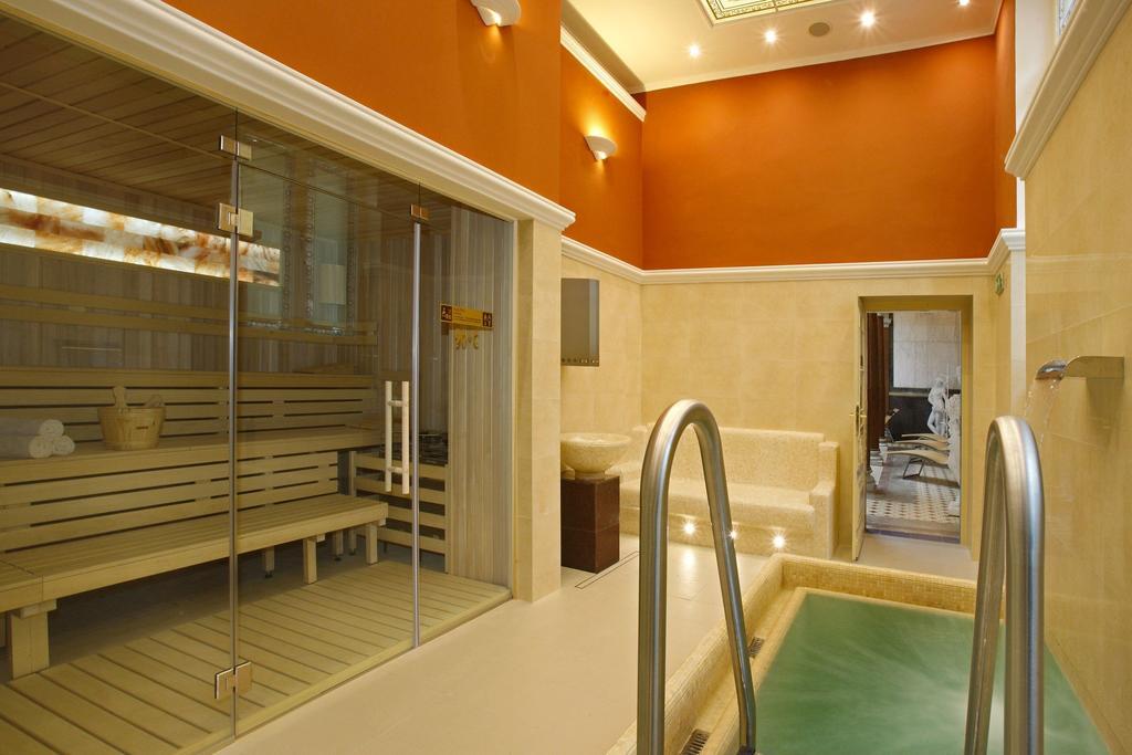 Ensana Centralni Lazne - Maria Spa Mariánské Lázně Exteriör bild