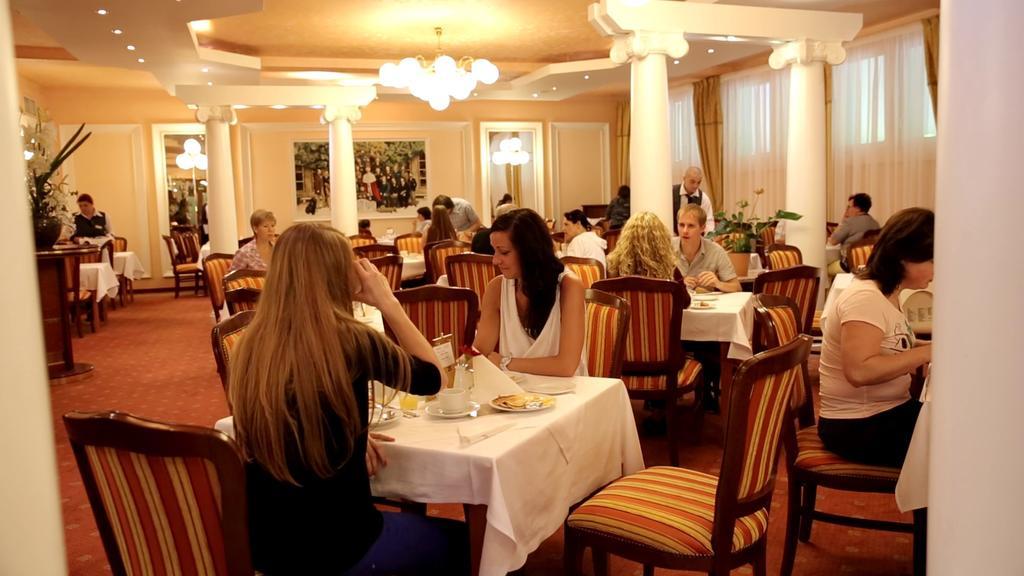 Ensana Centralni Lazne - Maria Spa Mariánské Lázně Exteriör bild