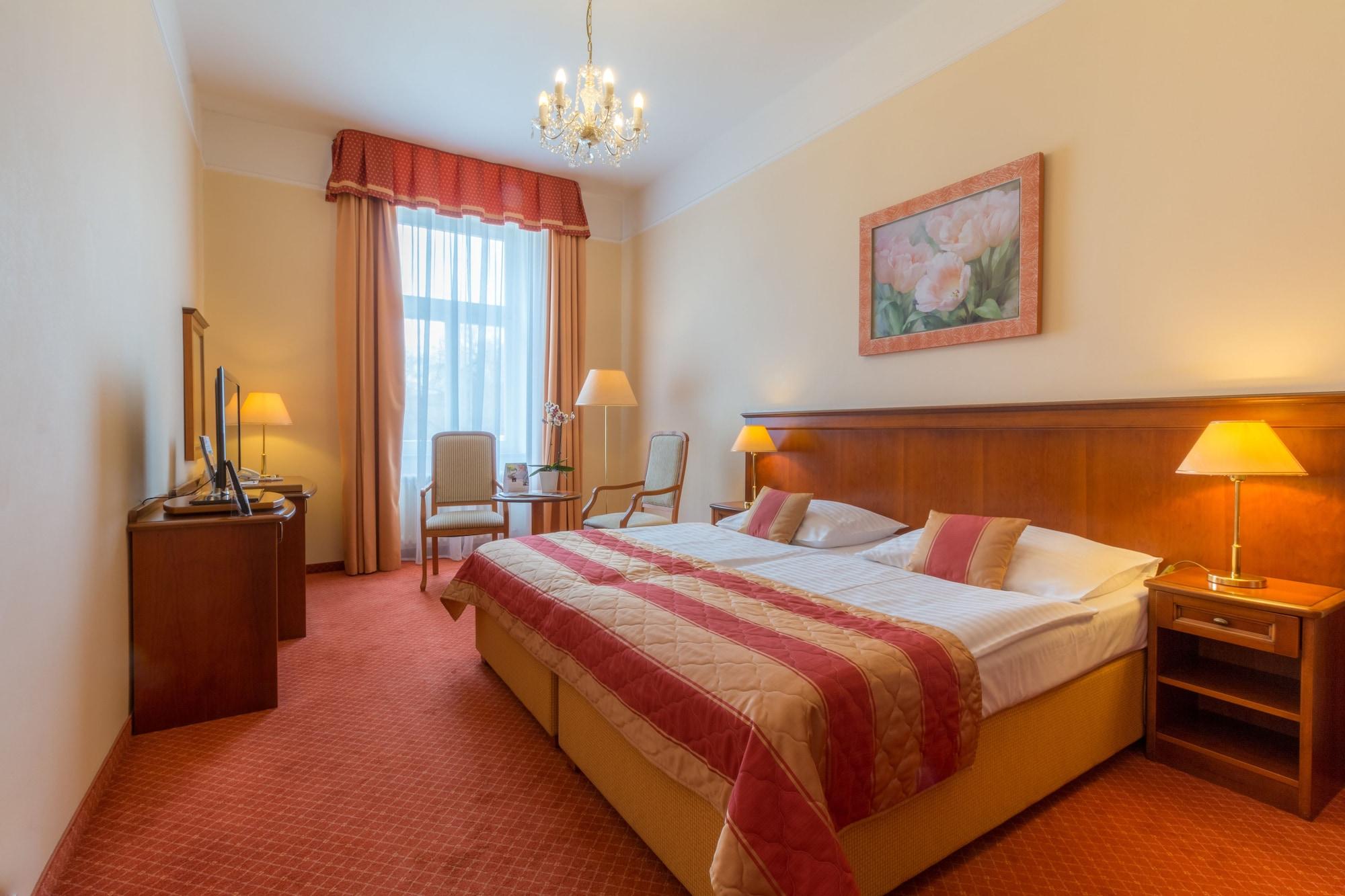 Ensana Centralni Lazne - Maria Spa Mariánské Lázně Exteriör bild