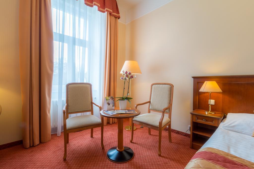 Ensana Centralni Lazne - Maria Spa Mariánské Lázně Exteriör bild